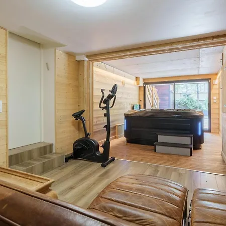 In With Sauna